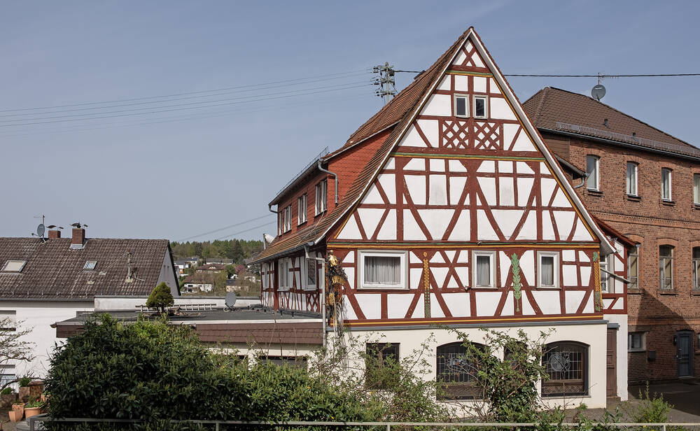 Historisches Fachwerkhaus im Taunus – Wohnen, Leben und Arbeiten mit Geschichte Historisches Fachwerkhaus im Taunus – Wohnen, Leben und Arbeiten mit Geschichte