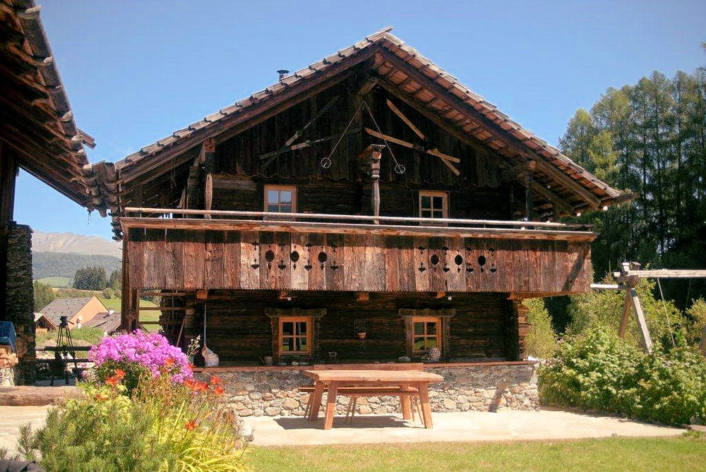 Traumhaftes Bauernhaus-Dörfchen aus Altholz - tanken Sie Ruhe und Kraft im Einklang mit der Natur